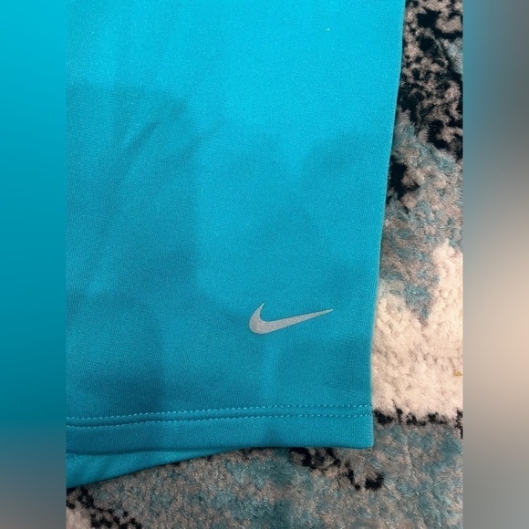 DRI-FIT  - woman’s small long sleeve turtleneck - Picture 2 of 6